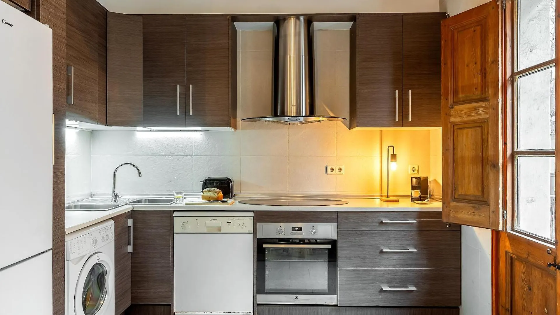 Canela Homes Barcelona Sant Antoni Lägenhet