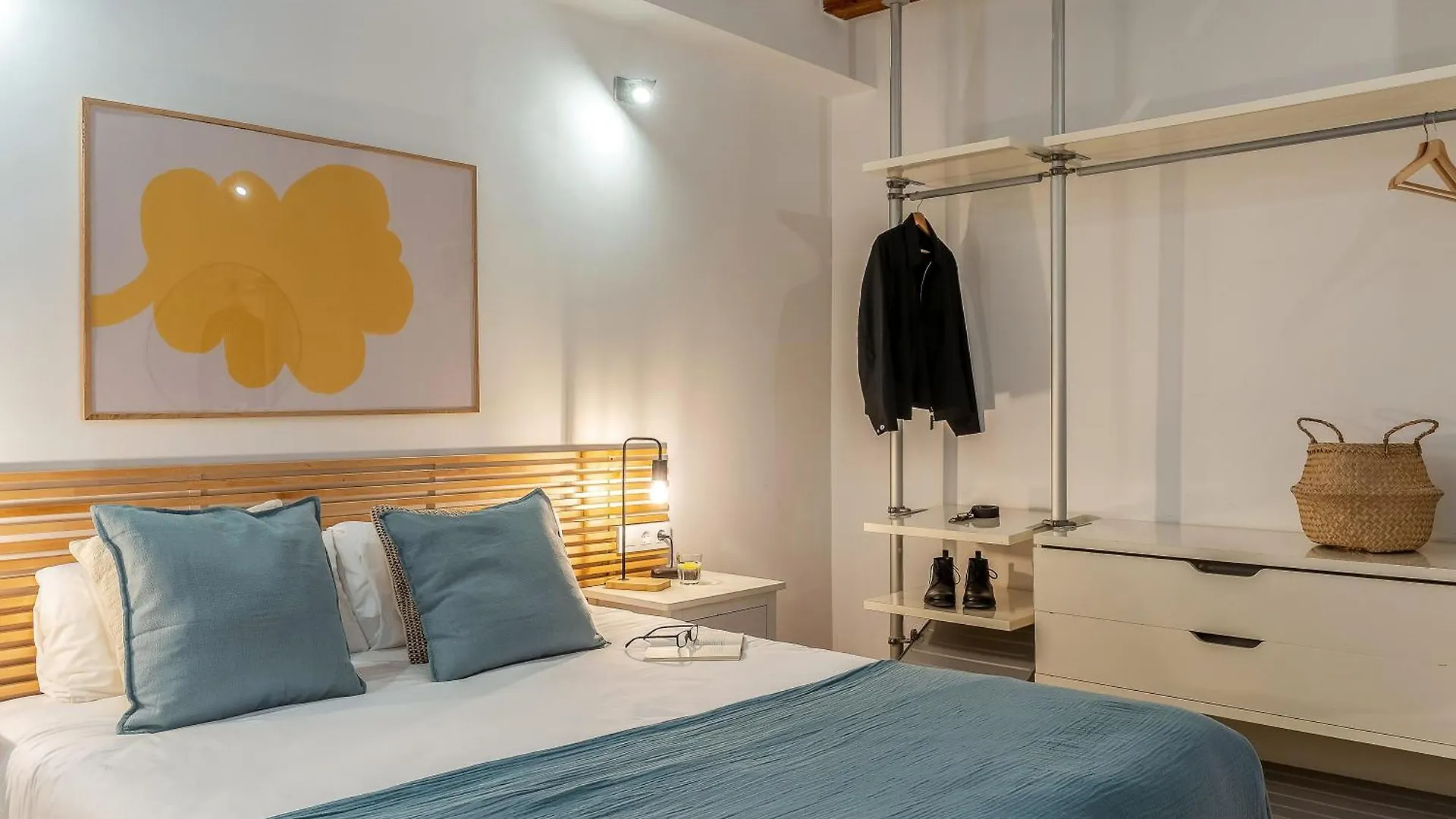 Canela Homes Barcelona Sant Antoni Spanien